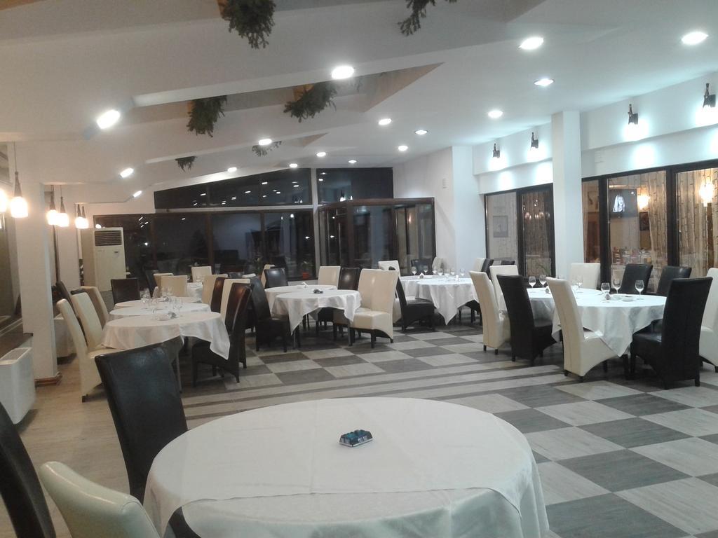 Hotel Zada Predeal Exteriér fotografie