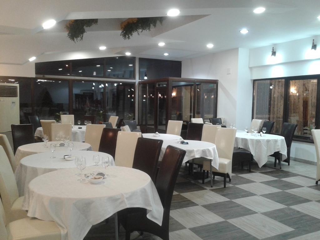 Hotel Zada Predeal Exteriér fotografie